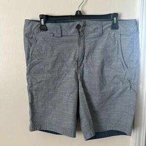 Flat and anthem Size 32 men’s shorts